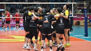 他成为队中 他成为队中