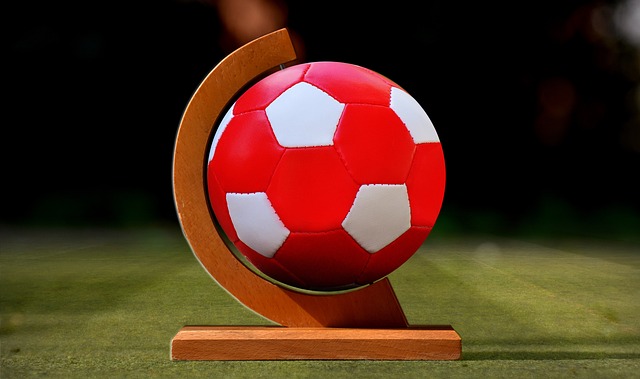 热刺黑色三 热刺黑色三